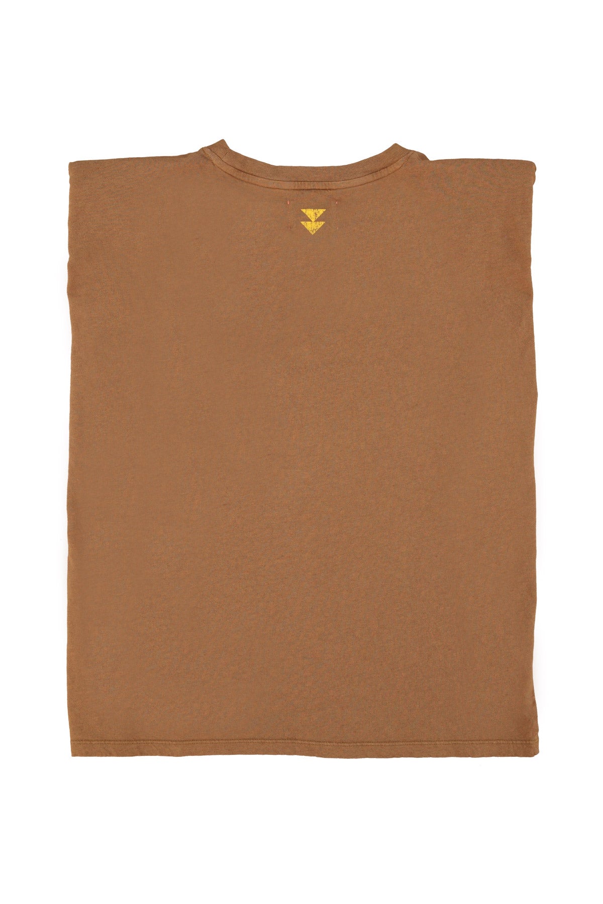 Sleeveless t-shirt w/ shoulder pads | Brown w/ "1980" print