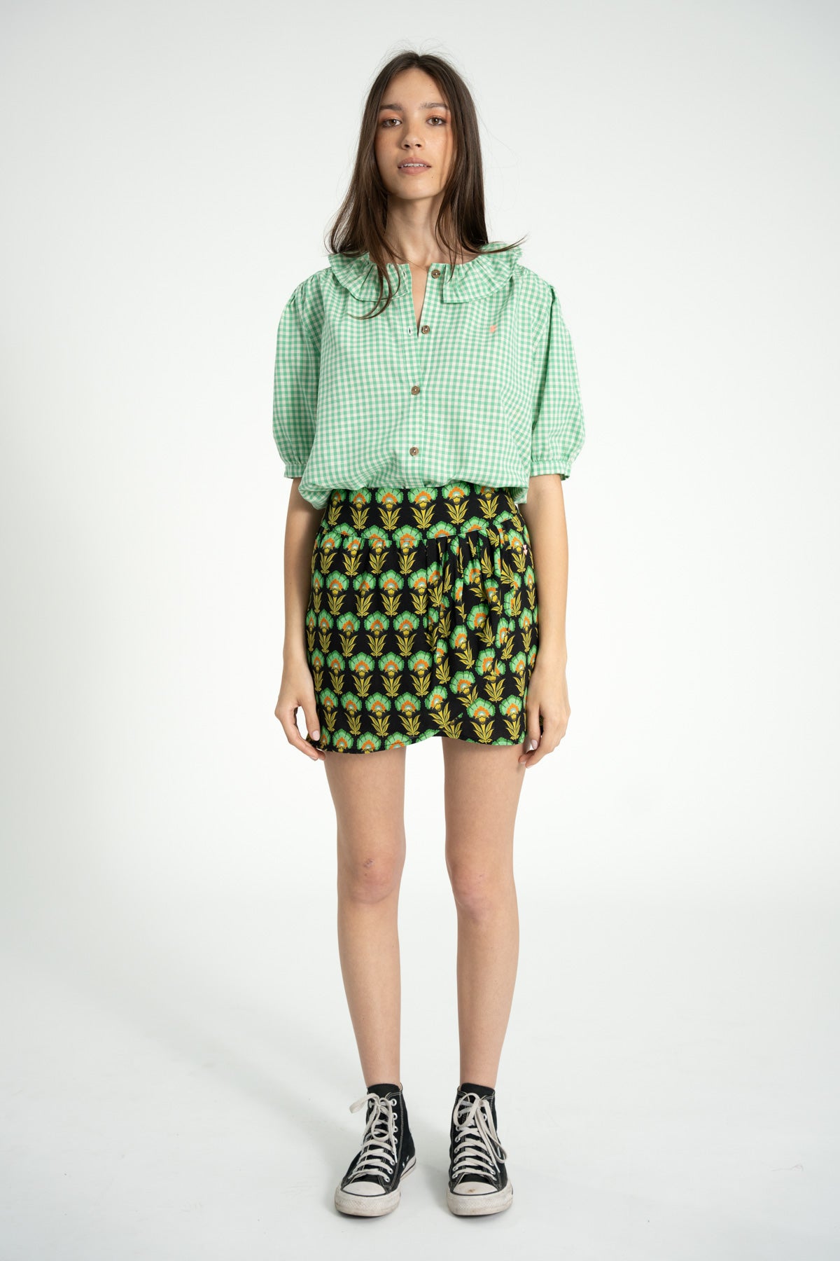 Short wrap skirt | Black w/ green flowers