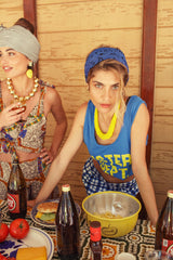 Sleeveless top w/ v-neck | Blue w/ "sisters dept." print