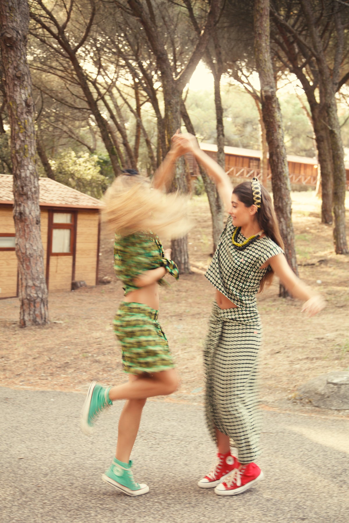 Short wrap skirt | Black w/ green flowers