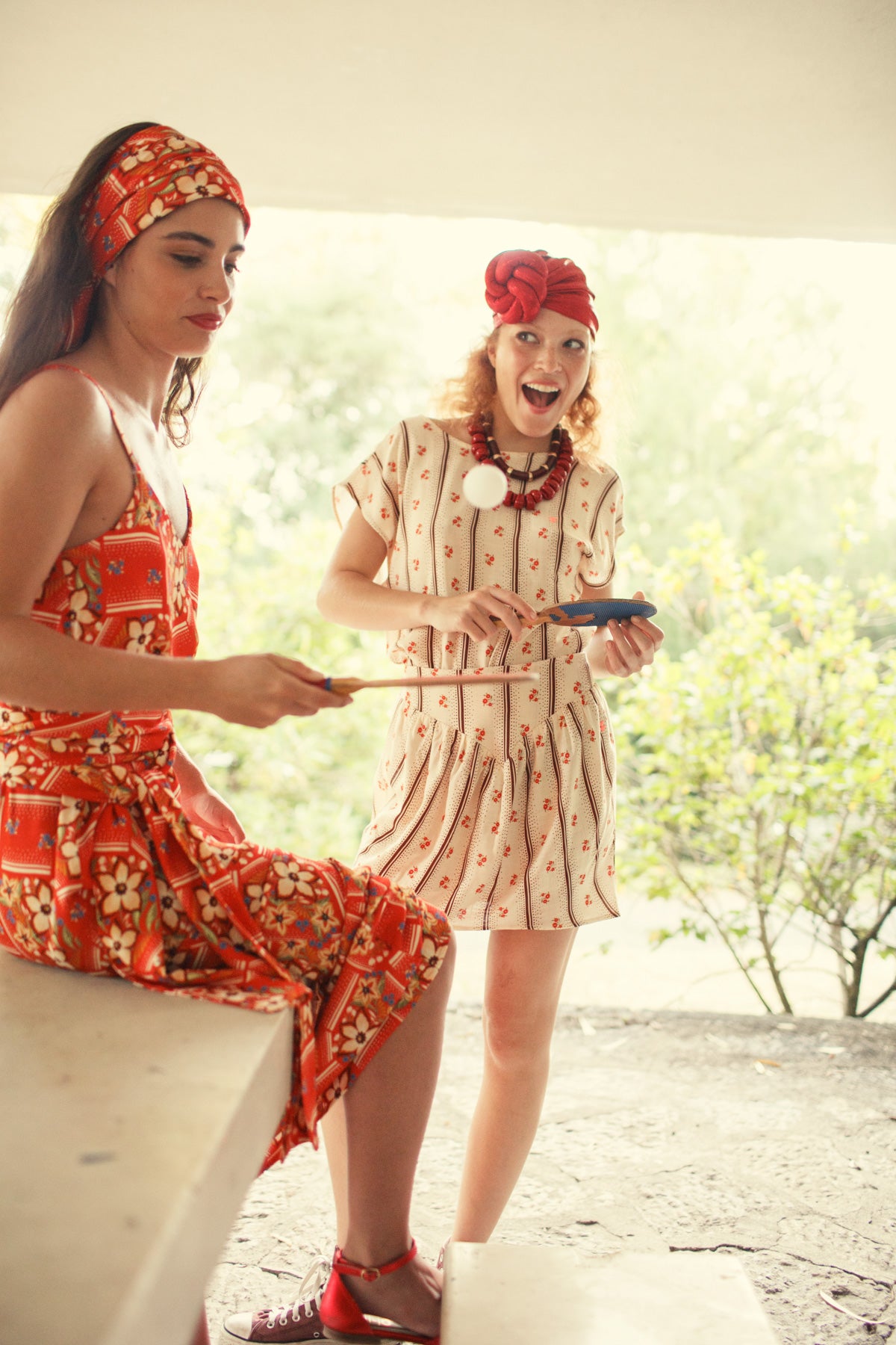 Short skirt | Ecru w/ vintage flowers
