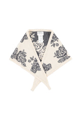 Knitted bandana | Ecru w/ flowers