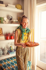 Sleeveless t-shirt w/ shoulder pads | Olive geen w/ "sunday slice" print