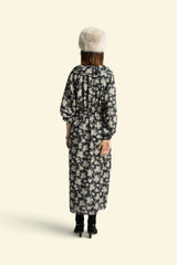 Long dress w/ collar | Black w/ floral jacquard