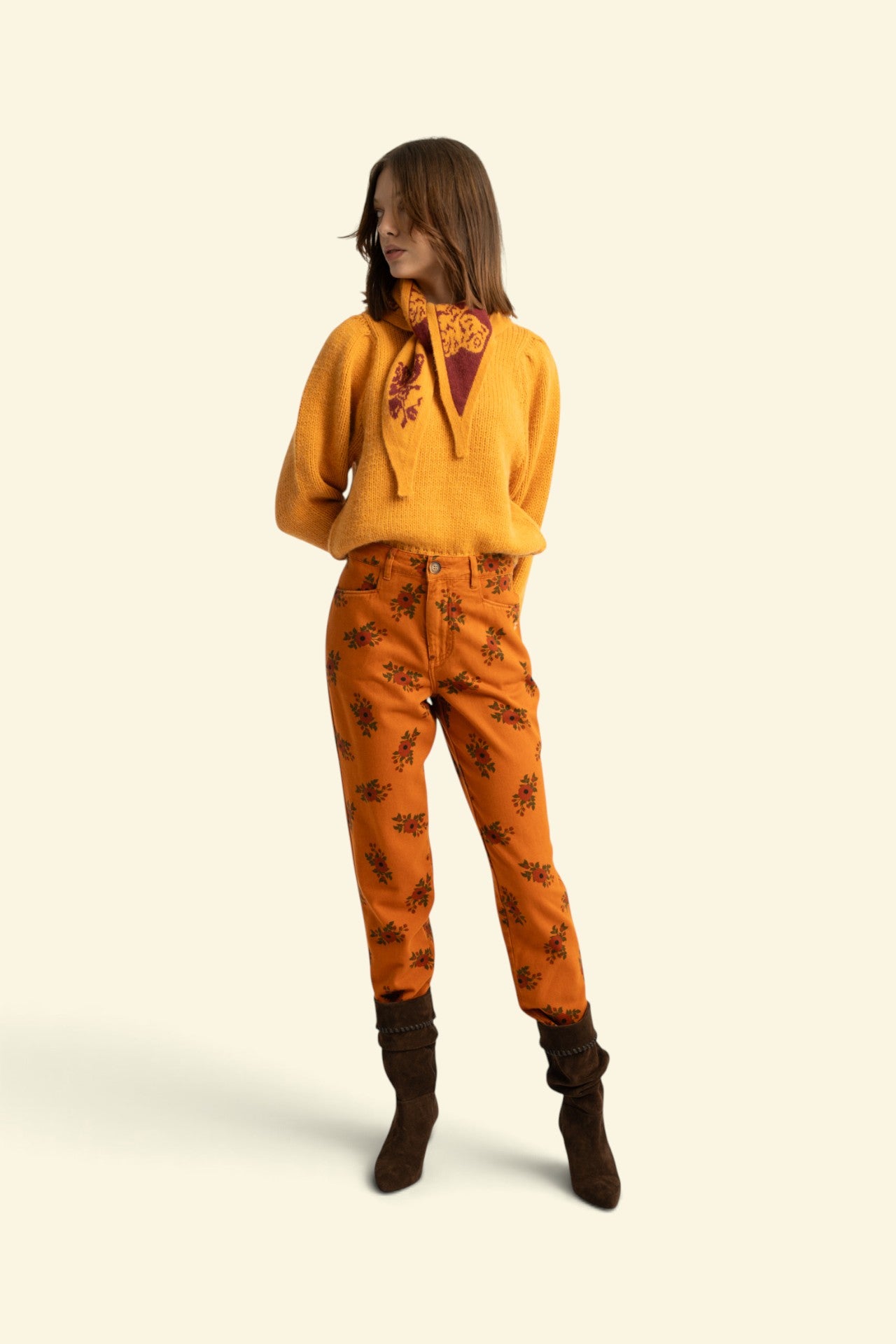 Trousers | Brick w/ flowers