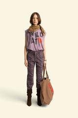 Sleeveless fitted top | Lilac w/ "wild at heart" print