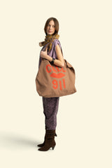 XL bag | Brown w/ "call 911" print