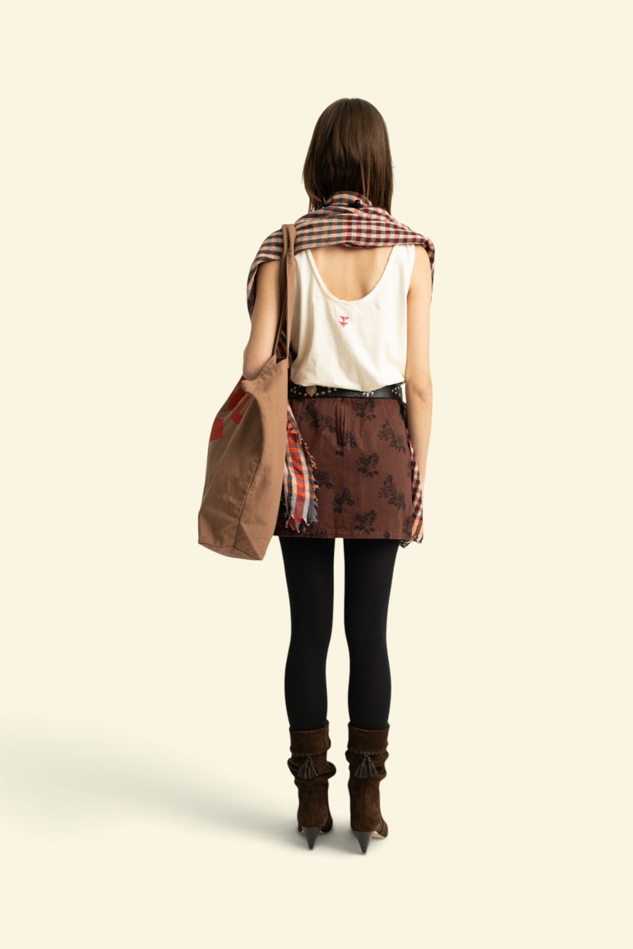 Sleeveless top w/ v-neck | Ecru w/ "sweet" print