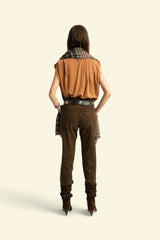 Sleeveless fitted top | Brown w/ "child of God" print
