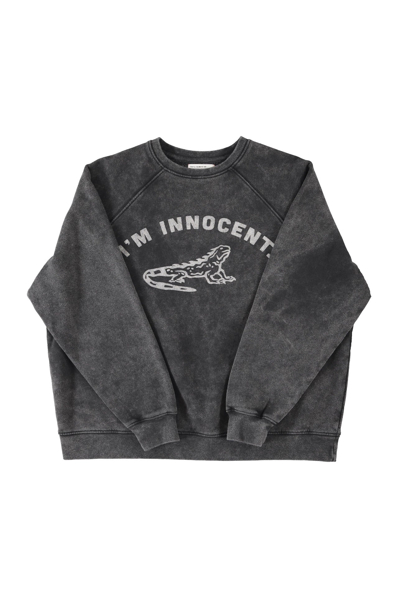 Sweatshirt | Fadded black w/ "i´m innocent" print