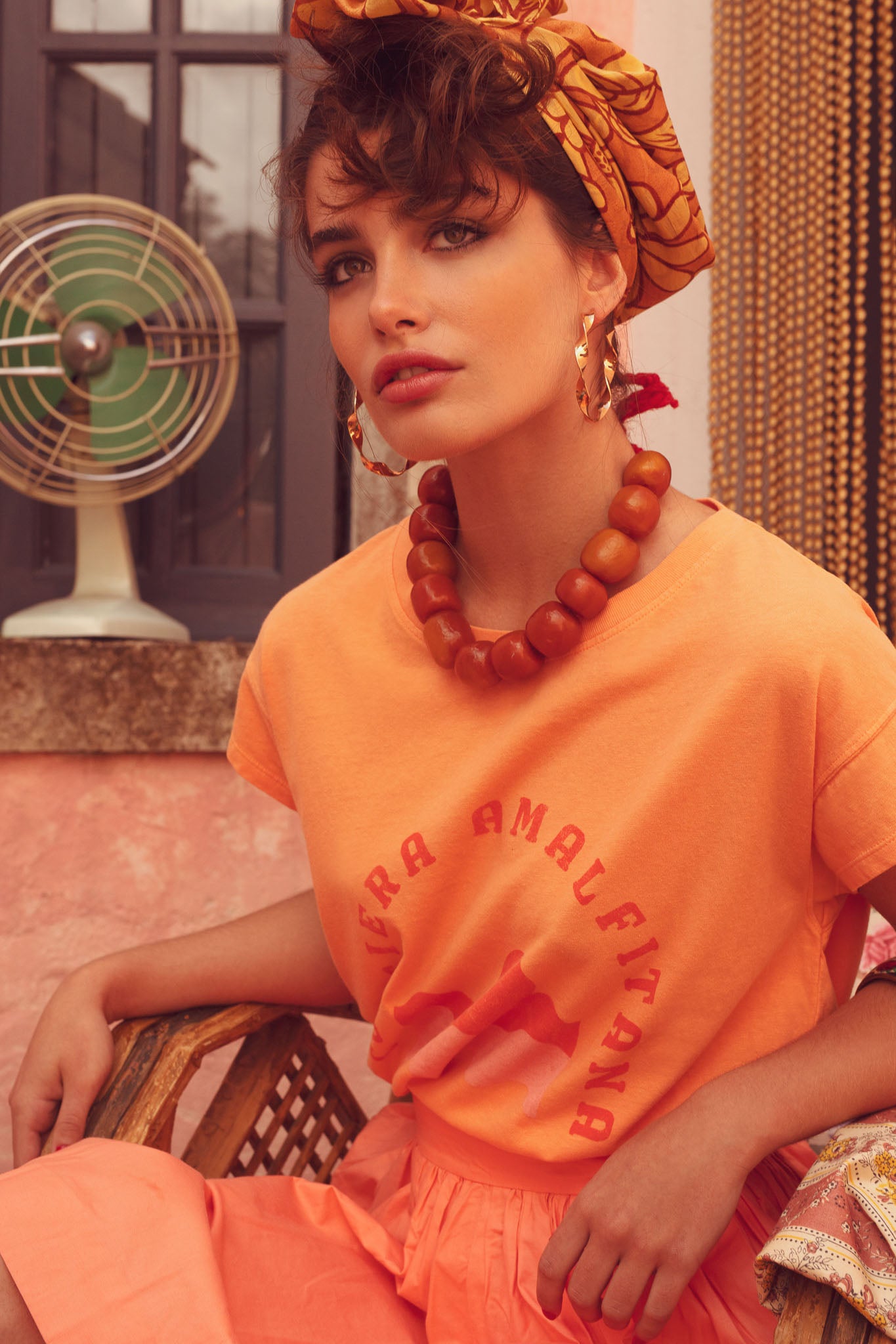 Short sleeve t-shirt | coral w/ "costiera" print